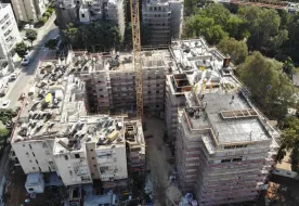 תמונות מעפילי אגוז 25-39