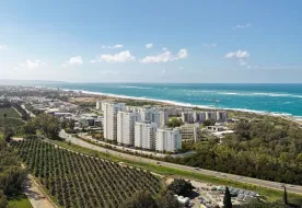 Afi Beachziv אפי קפיטל
