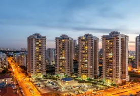 Neve Gan Petah Tikva קרסו נדל