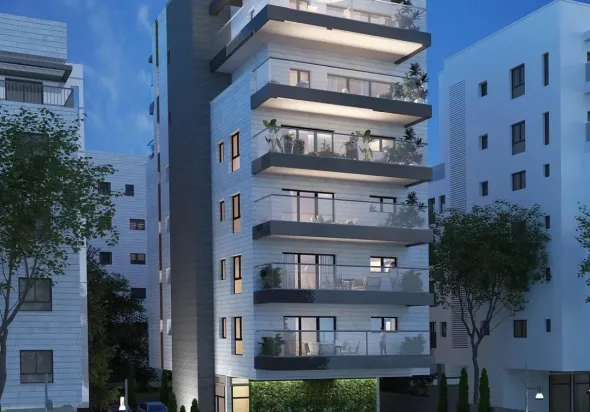 Yehuda Halevi St 18 ענק הנדל